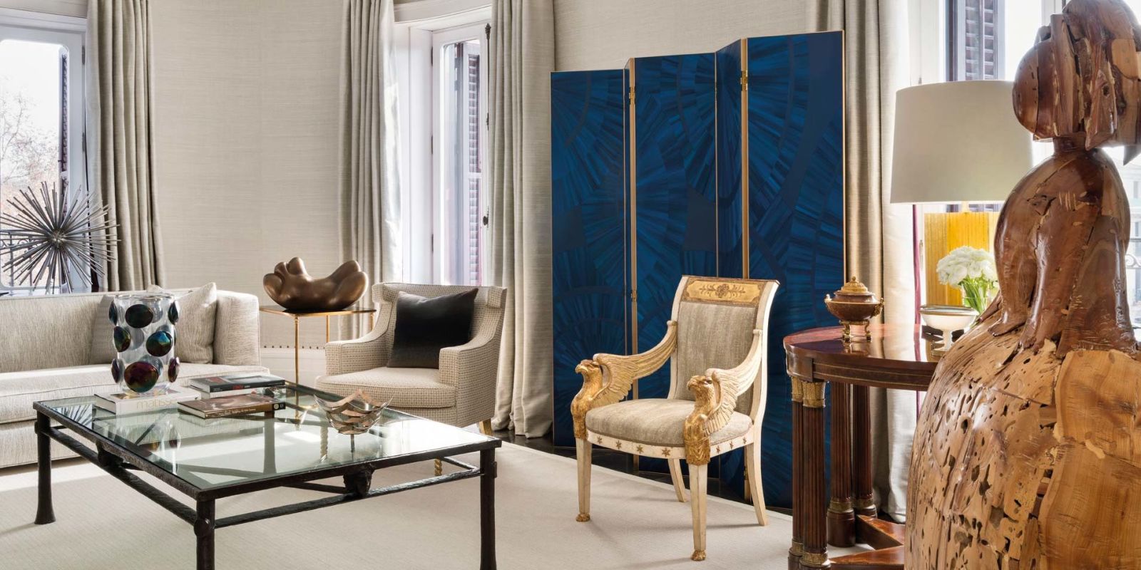 Un piso decorado con arte y maestría