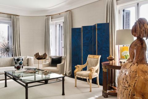 Un piso decorado con arte y maestría