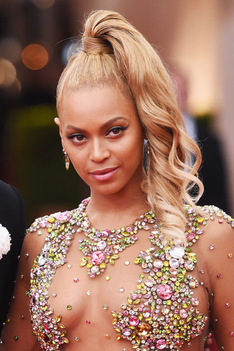 Alta y de costado (Beyoncé)