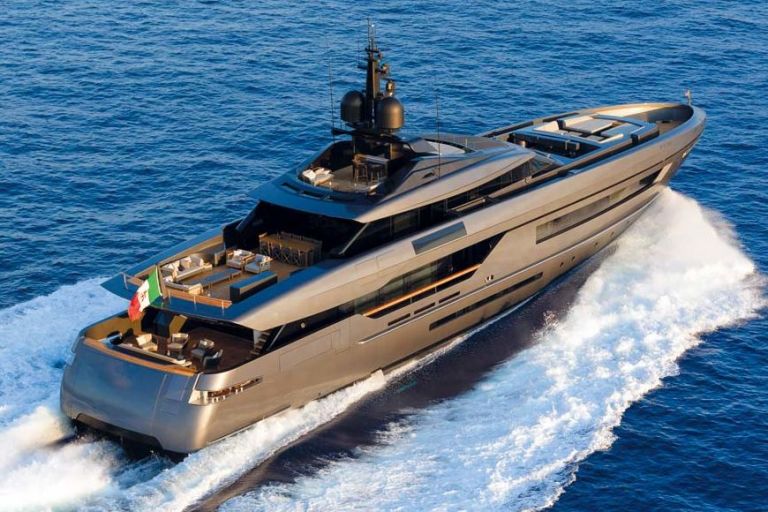 5 Yates de lujo firmados por grandes arquitectos e interioristas